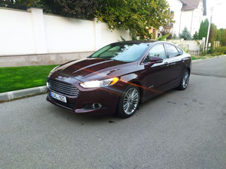 Ford Fusion foto 1