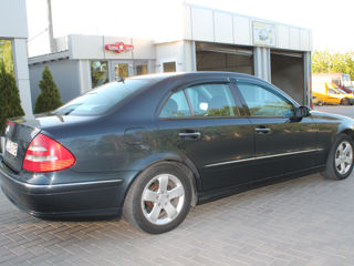 Mercedes E-Class foto 4