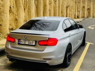 BMW 3 Series foto 4