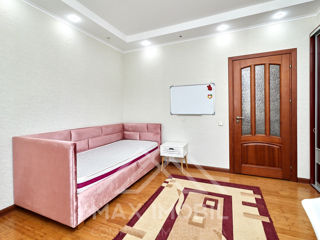 Apartament cu 3 camere, 85 m², Poșta Veche, Chișinău foto 7