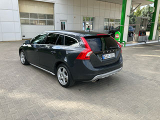 Volvo V60 foto 4