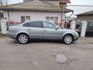 Volkswagen Passat foto 4