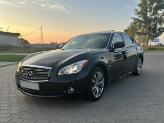 Infiniti M foto 2