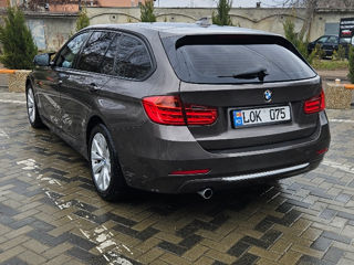 BMW 3 Series foto 3