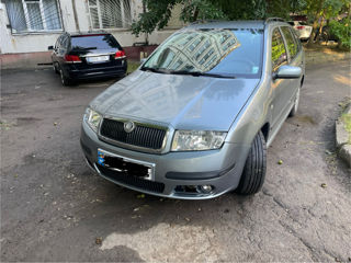 Skoda Fabia фото 0