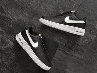 Nike air force black white foto 4