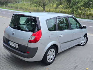 Renault Grand Scenic foto 4