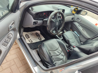 Nissan Almera foto 7