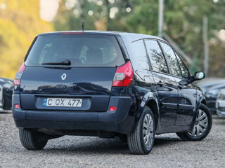 Renault Grand Scenic foto 3