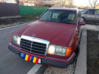 Mercedes Series (W124)