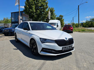 Skoda Superb foto 3