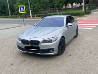 BMW 5 Series foto 1