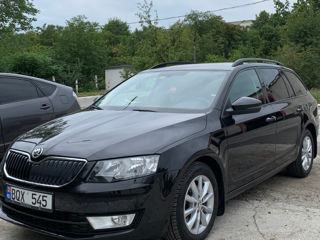 Skoda Octavia foto 1