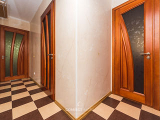 Apartament cu 2 camere, 70 m², Botanica, Chișinău foto 17