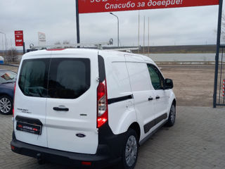 Ford Transit Connect foto 4