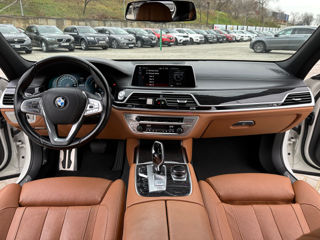 BMW 7 Series foto 6