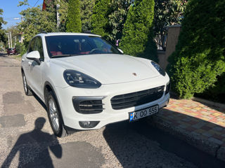 Porsche Cayenne foto 2