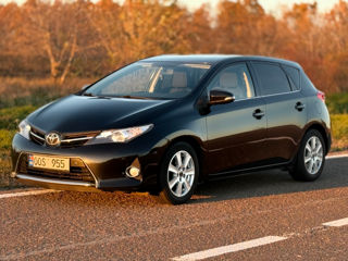 Toyota Auris foto 3