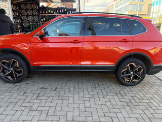 Volkswagen Tiguan foto 1