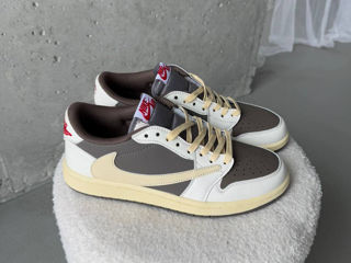 Nike Air Jordan 1 Retro Low OG SP Travis Scott Reverse Mocha foto 0