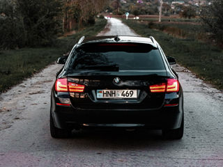 BMW 5 Series foto 4