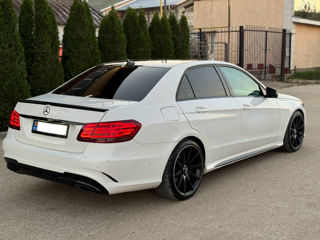 Mercedes E-Class foto 4