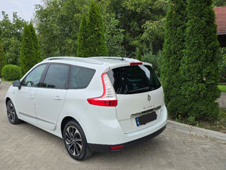 Renault Grand Scenic foto 8