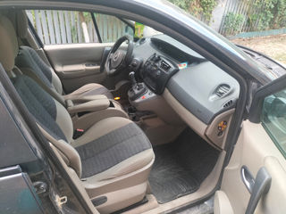 Renault Grand Scenic foto 4