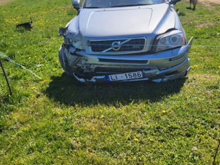 Volvo XC90 foto 1