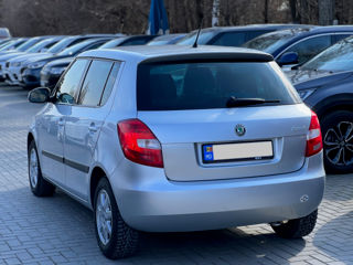 Skoda Fabia фото 5