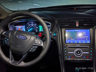 Ford Fusion foto 9