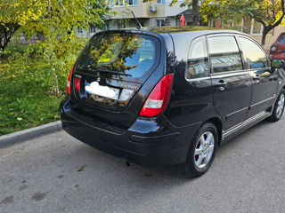 Suzuki Liana foto 4