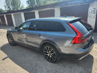 Volvo V90 Cross Country foto 6