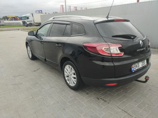 Renault Megane foto 2