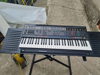 Yamaha PSR 4500 foto 2