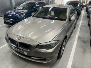 BMW 5 Series foto 3