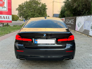 BMW 5 Series foto 6