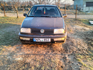 Volkswagen Vento foto 4