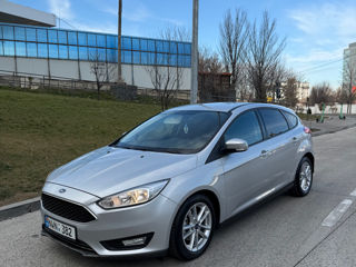 Ford Focus foto 8