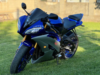 Yamaha R6 foto 2