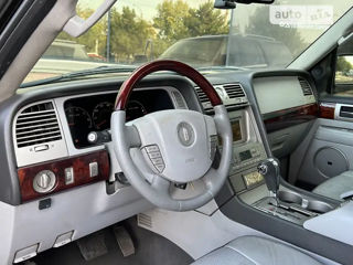 Lincoln Navigator foto 6