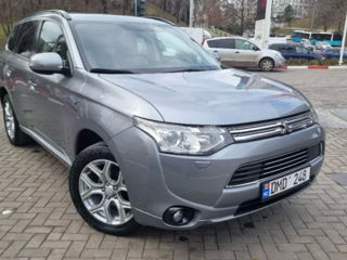 Mitsubishi Outlander foto 10