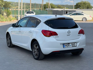 Opel Astra фото 4