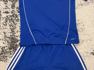 Adidas costum foto 2