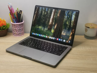 Macbook Pro 14 2023 (Apple M2 Pro/ 32Gb RAM/ 500GB SSD/ Retina 3024x1964) foto 3