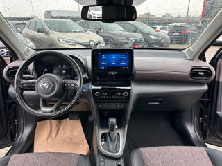 Toyota Yaris Cross фото 7