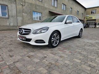 Mercedes E-Class foto 1