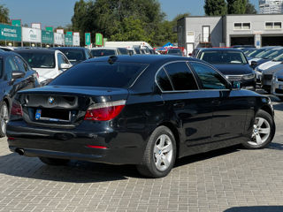 BMW 5 Series foto 3