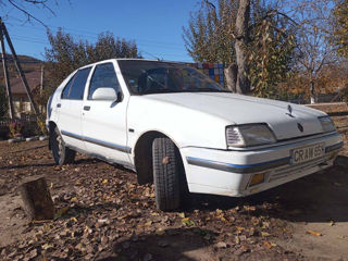 Renault 19 foto 6