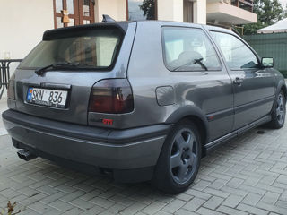 Volkswagen Golf foto 2